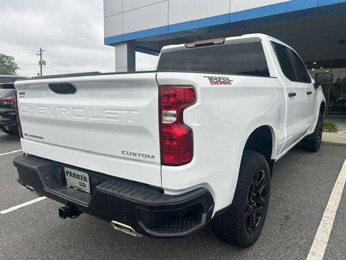 Used 2024 Chevrolet Silverado 1500 Custom Trail Boss AWD/4WD image 3