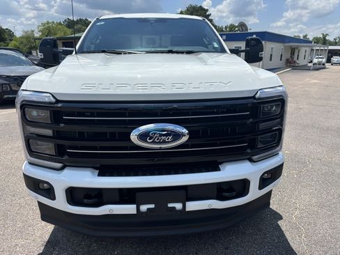 New 2025 Ford F250 Platinum AWD/4WD image 4
