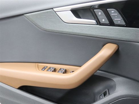 Used 2021 Audi A4 2.0T Premium image 36