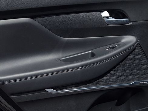 Certified 2022 Hyundai Santa Fe Limited AWD/4WD image 13