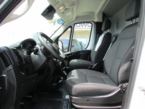 Used 2023 RAM ProMaster 1500 FWD image 12