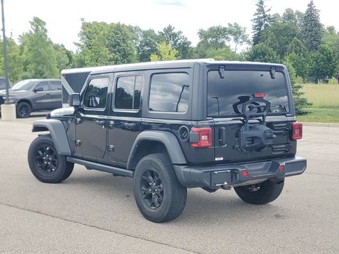 Used 2021 Jeep Wrangler Unlimited Sport AWD/4WD image 3