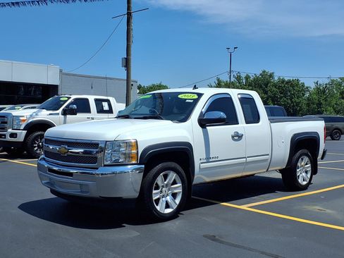Used 2013 Chevrolet Silverado 1500 LT w/ All-Star Edition RWD image 2