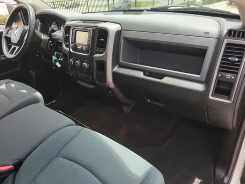 Used 2013 RAM 2500 Tradesman w/ Chrome Appearance Group RWD image 14