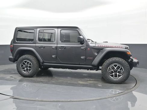 Used 2024 Jeep Wrangler Unlimited Rubicon w/ Technology Group AWD/4WD image 21
