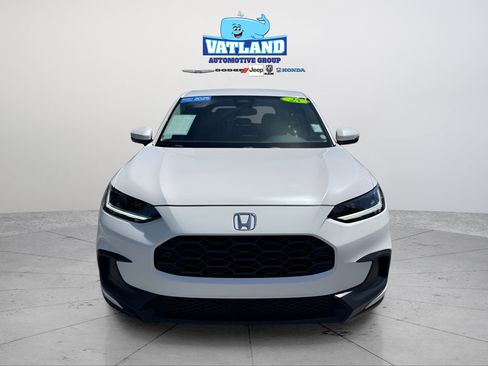 Certified 2025 Honda HR-V LX image 8