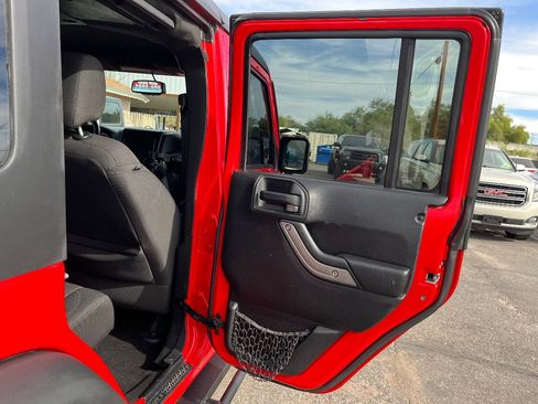 Used 2015 Jeep Wrangler Unlimited Sport w/ Quick Order Package 24S image 31