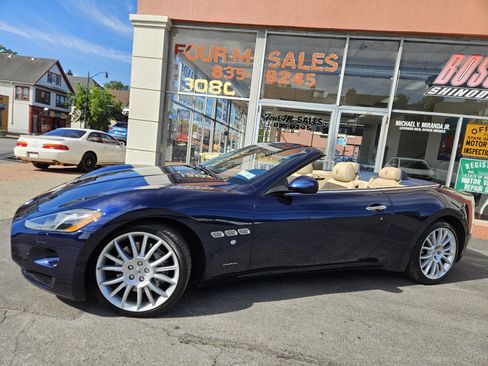 Used 2015 Maserati GranTurismo Convertible RWD image 36
