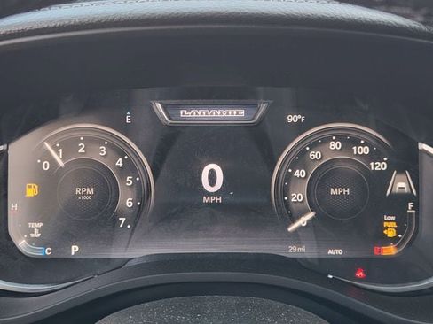 New 2026 RAM 1500 Laramie AWD/4WD image 13