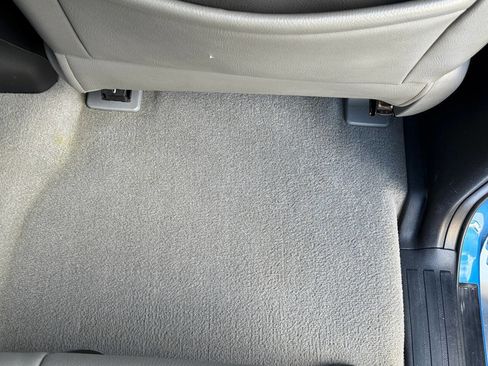 Used 2010 Toyota Tundra Limited image 40