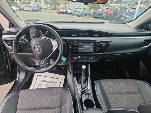 Used 2015 Toyota Corolla S image 24