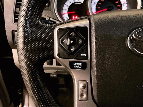 Used 2015 Toyota Tacoma Base w/ Limited Package image 17