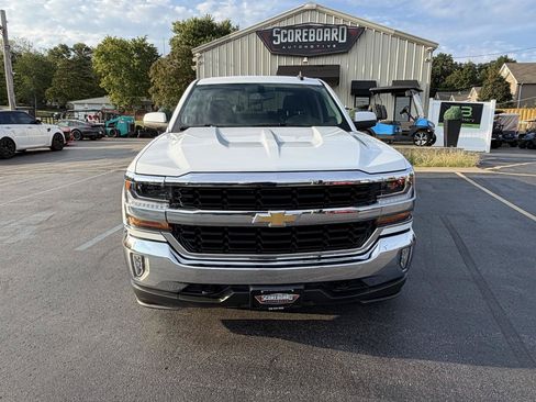 Used 2018 Chevrolet Silverado 1500 LT w/ All Star Edition AWD/4WD image 10