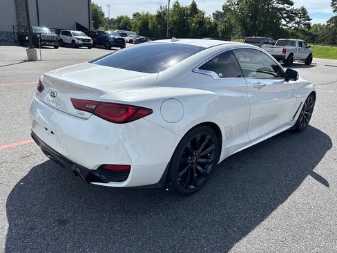 Used 2022 INFINITI Q60 3.0t Luxe w/ Cargo Package RWD image 10