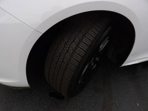 Used 2015 Chevrolet Malibu LT w/ Power Convenience Package image 29