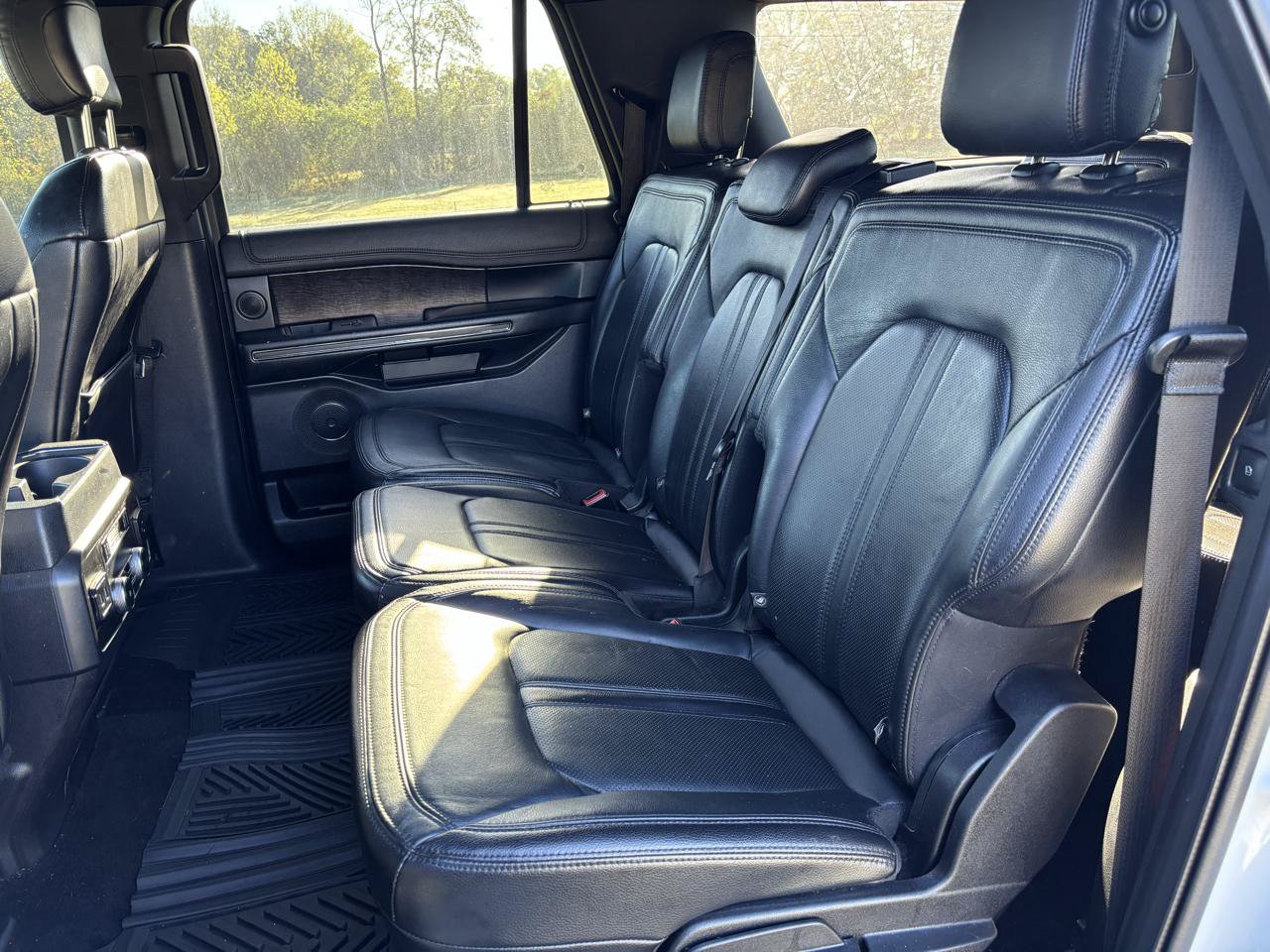 Used 2019 Ford Expedition Max Limited AWD/4WD image 6