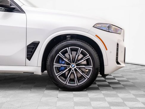 Used 2025 BMW X5 M60i image 37