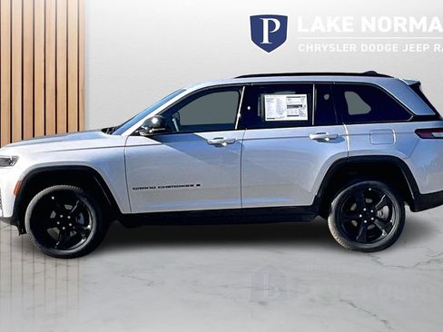 New 2026 Jeep Grand Cherokee Limited w/ Limited Altitude Package AWD/4WD image 6
