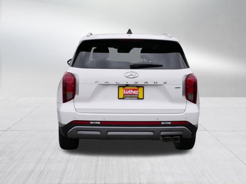 Used 2023 Hyundai Palisade Limited AWD/4WD image 6