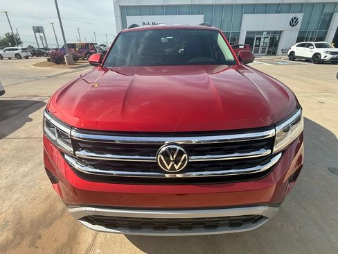 Used 2022 Volkswagen Atlas SE w/ Black Wheel Package FWD image 3