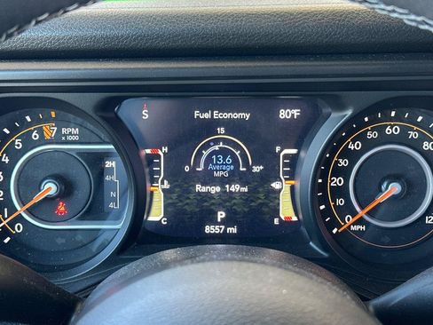 Certified 2025 Jeep Gladiator Sport AWD/4WD image 23
