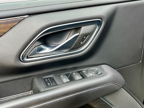 Used 2023 Chevrolet Tahoe Premier image 11