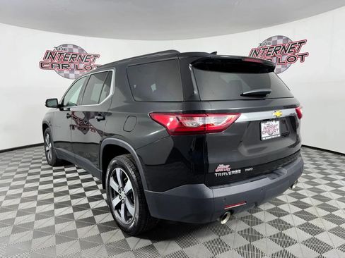 Used 2019 Chevrolet Traverse LT w/ LT Premium Package AWD/4WD image 5
