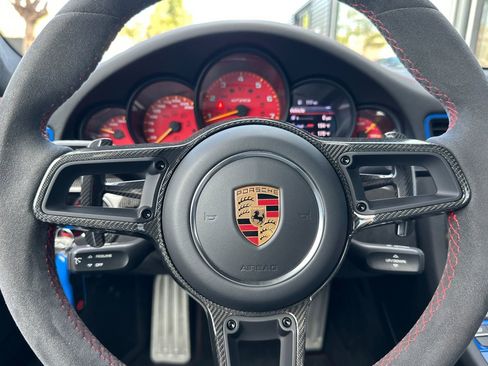 Certified 2019 Porsche 911 GT2 RS RWD image 27