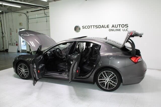 Used 2021 Maserati Ghibli S Q4 AWD/4WD image 48
