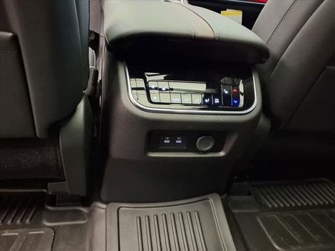 New 2025 Nissan Armada Platinum Reserve image 26