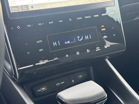 Certified 2024 Hyundai Santa Cruz SEL w/ Activity Package image 17