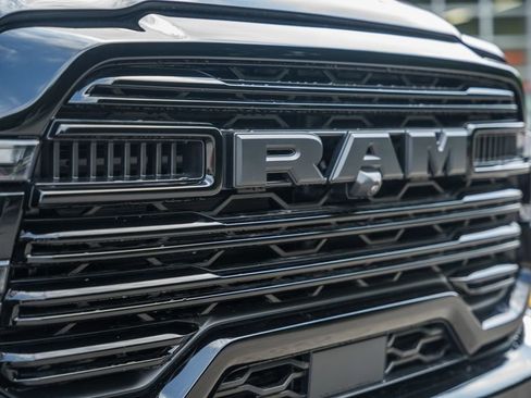 New 2026 RAM 3500 Laramie AWD/4WD image 10
