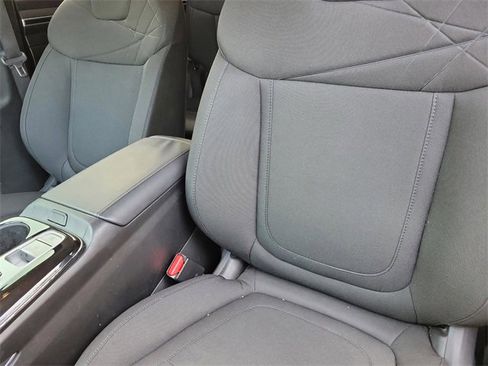 Used 2022 Hyundai Tucson Blue image 12