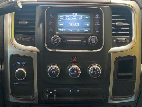 Used 2016 RAM 2500 SLT image 17