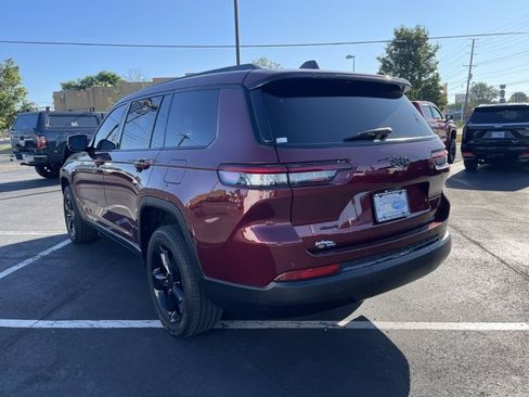 Used 2023 Jeep Grand Cherokee L Altitude image 5