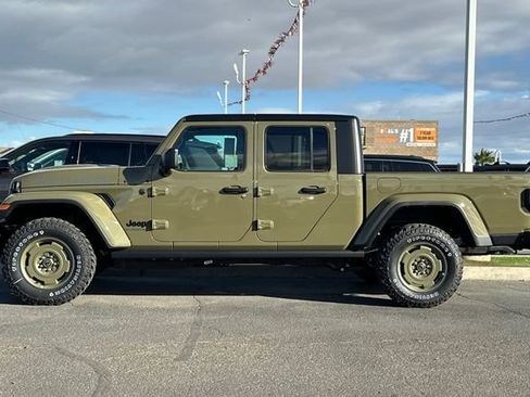 New 2026 Jeep Gladiator Sport image 10