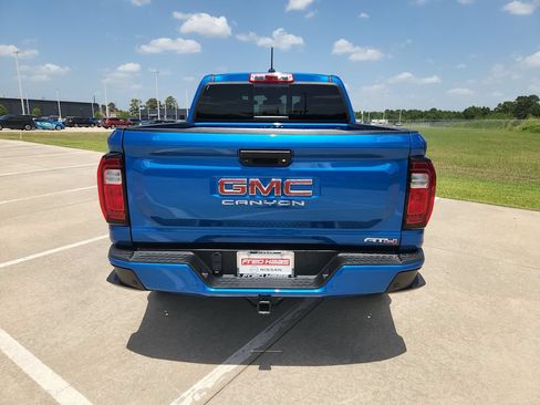Used 2024 GMC Canyon AT4 w/ Canyon Safety Plus Package AWD/4WD image 6