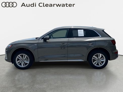 Certified 2023 Audi Q5 2.0T Premium w/ Convenience Package AWD/4WD image 2