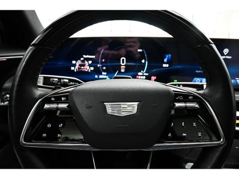 Used 2024 Cadillac Lyriq Luxury RWD image 13