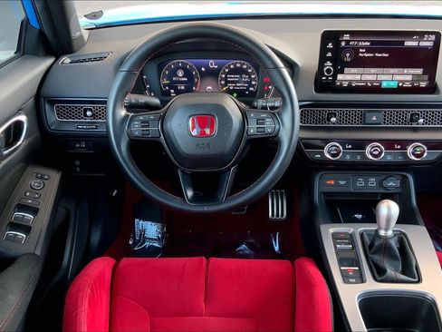 Used 2023 Honda Civic Type R image 6