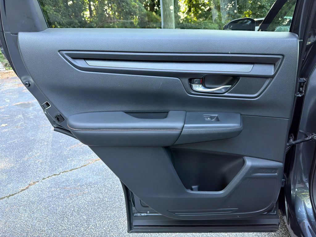 Used 2023 Honda CR-V Sport image 21