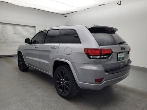 Used 2021 Jeep Grand Cherokee Laredo X RWD image 5