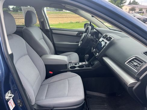Used 2019 Subaru Outback 2.5i Premium AWD/4WD image 26