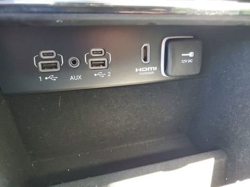 Used 2022 Jeep Grand Cherokee L Limited RWD image 27