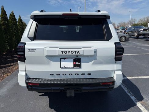 Used 2026 Toyota 4Runner TRD Sport Premium image 3