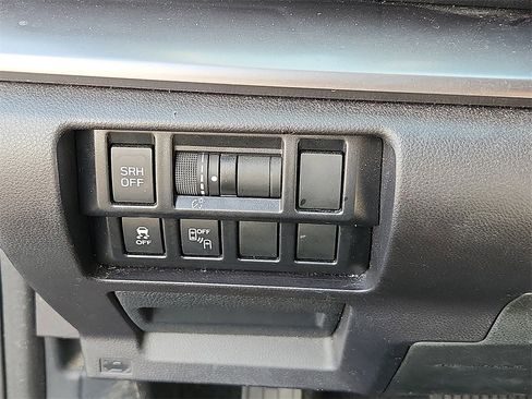 Used 2019 Subaru Impreza 2.0i Limited image 24