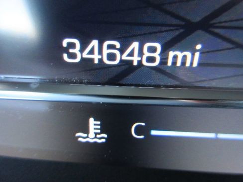 Certified 2024 GMC Yukon Denali AWD/4WD image 37