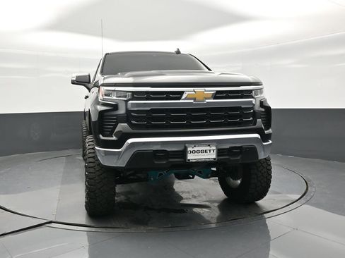 Used 2023 Chevrolet Silverado 1500 LT image 18