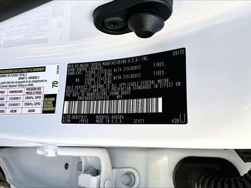 Used 2026 Toyota Corolla Cross SE image 36