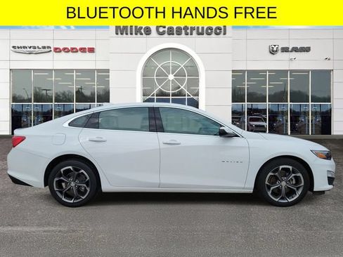 Used 2023 Chevrolet Malibu LT FWD image 3